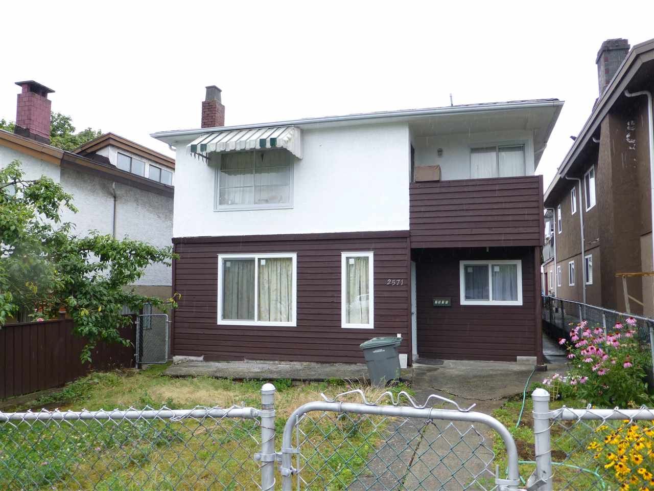 I have sold a property at 2571 RENFREW ST in Vancouver
